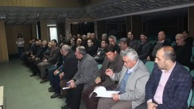 Güroymak'ta Alternatif Tarım Ürünleri Toplantısı Yapıldı
