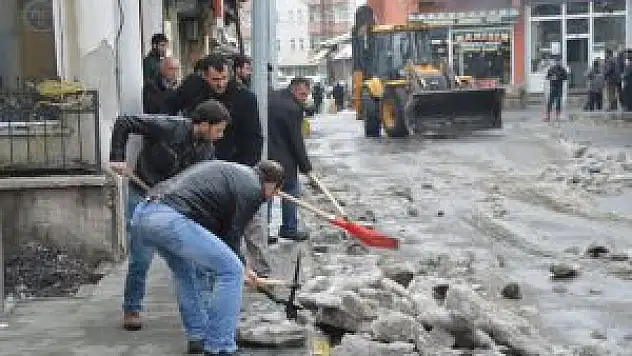 Karlar Çabuk Erisin Diye
