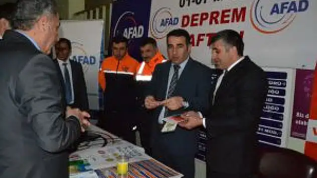 Muş'ta Deprem Standı Kuruldu