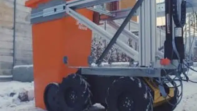 Çöp toplayan akıllı robot yapıldı
