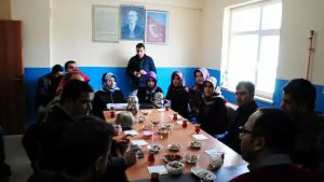 Kaymakam Bölükbaşı'nın, Okul Ziyaretleri