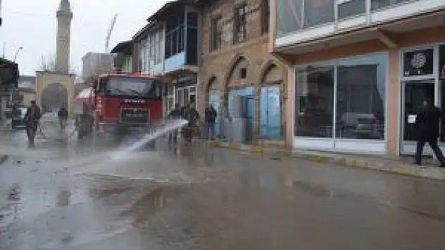 Muş Belediyesi Bahar Temizliğine Başladı