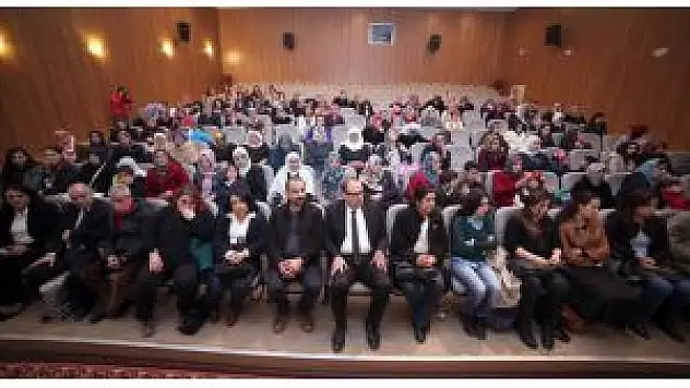 Van'da Kadın Esnaflara Sertifika Verildi