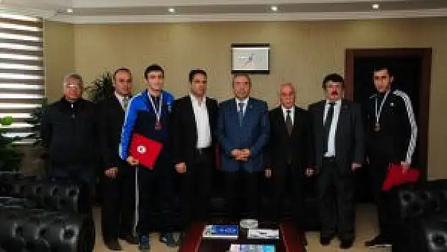 Yyü, Boksta Şampiyonluk Elde Etti