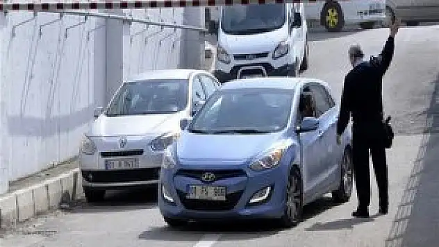 bıçaklanan bakandan açıklama