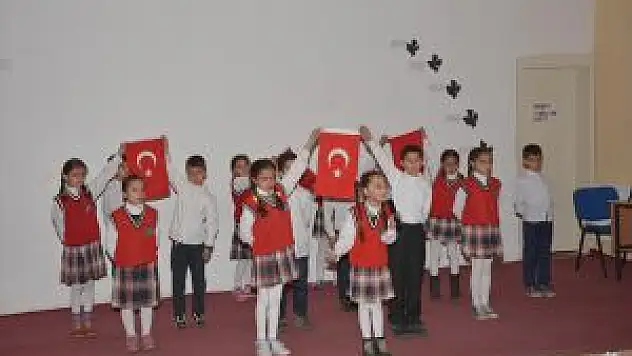Van'ın Çatak ilçesinde İstiklal Marşı'nın Kabulü Ve Mehmet Akif Ersoy'u Anma Günü