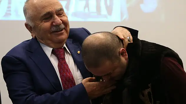 Kelliğin Çözümü Bulundu mu! Şafak Sezer İlacın Sonuçlarını Doğruladı Detaylar haberimizde