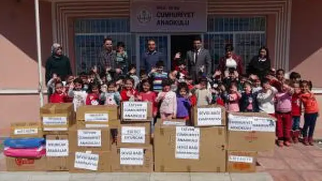 Minik Öğrencilerden Örnek Davranış