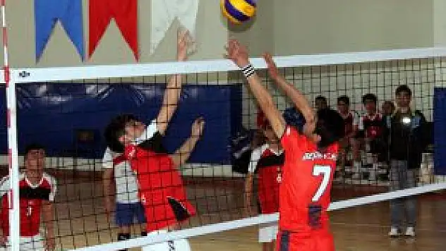 Voleybol: Gençler A Grup Müsabakaları