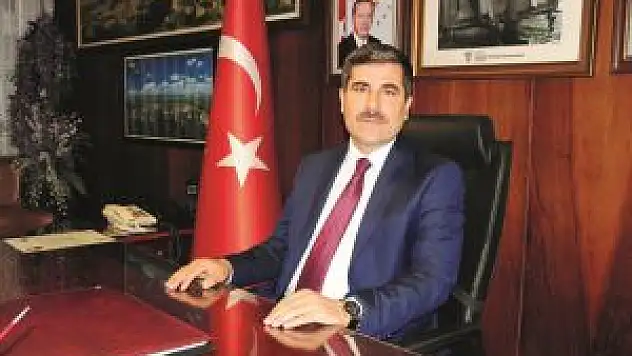 Şehitleri Anma Günü Ve Çanakkale Deniz Zaferi'nin 101. Yılı