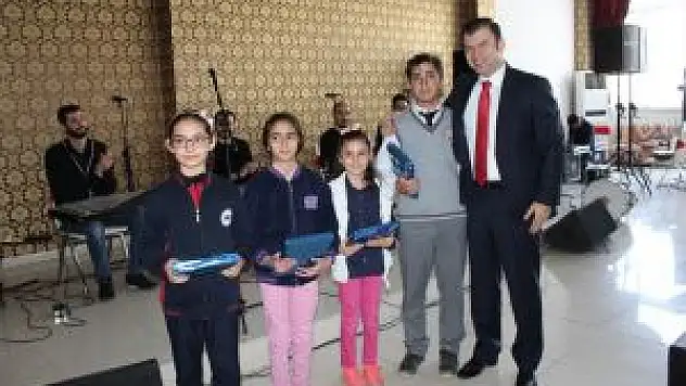 Elazığ'da Şehitleri Anma Günü Ve Çanakkale Deniz Zaferi'nin 101. Yılı