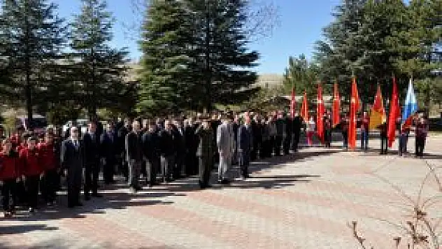 Malatya'da Şehitleri Anma Günü Ve Çanakkale Deniz Zaferi'nin 101'inci Yılı