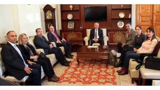 Kaısiad Yönetiminden Vali Özdemir'e Ziyaret