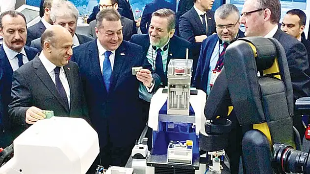 Hükümet Sanayi 4.0 için açılışı Almanya'da açtı !