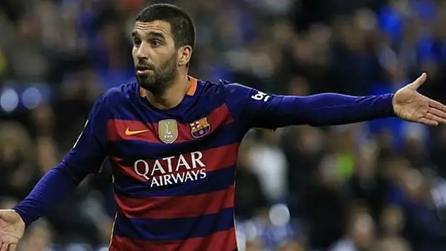 Antremana Geç Kaldı Barcelona'dan Arda Turan'a ceza!