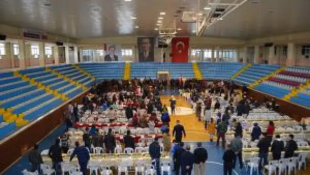 Erzurum'da Okul Sporları Satranç Bölge Şampiyonası Başladı