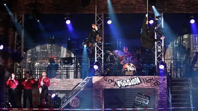 The Blue Brothers'ın Yeni Versiyonu ile Tim Show Center'da