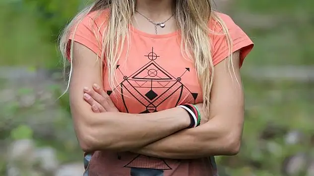 Survivor Gönüllüler Takımından Damla Can, Yarışma Sırasında Sakatlandı! Yarışmacı Hastaneye Kaldırıldı Damla can Kimdir ?