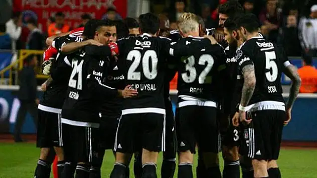 Şampiyonluğu bırak stada bak ? Beşiktaş Kasımpaşa Maç Sonu Açıklamaları ?