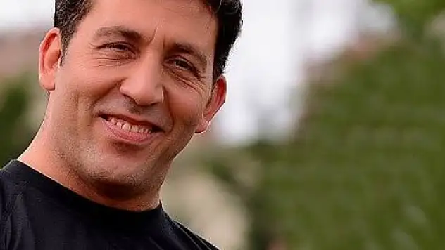 Ünlü Sinema sanatçısı Emre Kınay En İyi Erkek Oyuncu Ödülüne Aday! Emre Kınay Biyografisi
