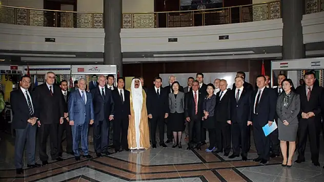 Türkmenistan'da Diplomatlar Günü Kutlandı