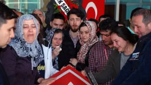 Sağlık Çalışanları Son Yolculuklarına Uğurlandı