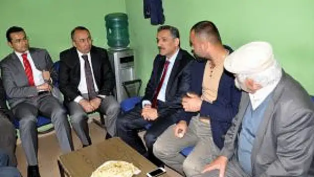 Tunceli Valisi Kaymak'tan Taksicilere Ziyaret