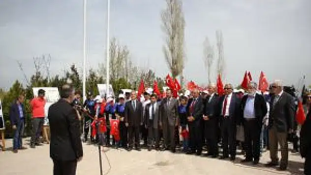 Van'da 'Çanakkale'den Zeve'ye Tarihin İzinde' Anma Etkinliği