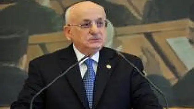 'Di tu derê makezagonê de lefza Xweda derbas nabe'