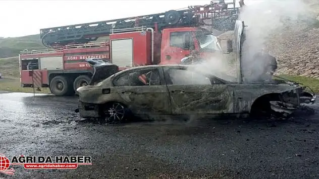 Ağrı'da Çalıntı Olduğu İddia Edilen Otomobil Yakıldı!