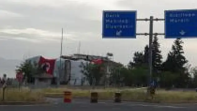 Li Dêrikê êrîşa bombeyî li qereqola cendirmeyan hat kirin