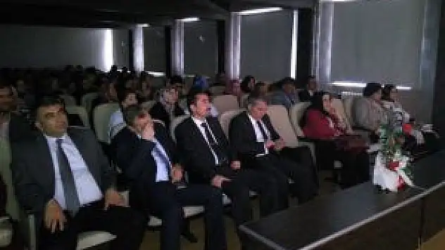 Palandöken'de Velilere Yönelik Farkındalık Seminerleri