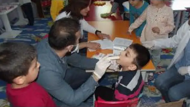 Kağızman'da Öğrencilere Ağız Diş Sağlığı Eğitimi Verildi