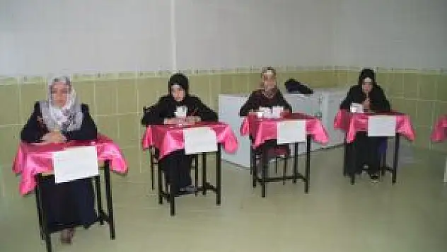 Eleşkirt Kız Kur'an Kursları Arasında Bilgi Yarışması
