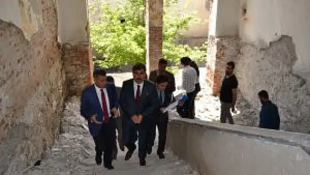 Muş'ta Tarihi Yapılar Yeniden Restore Ediliyor