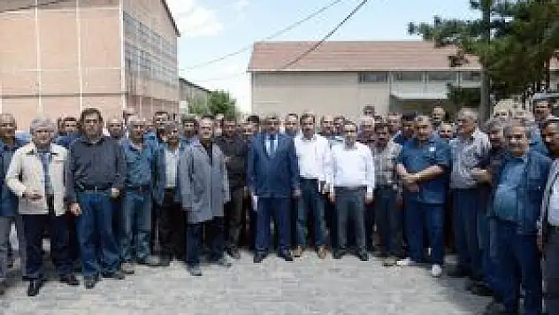 Şeker Fabrikası İşçilerinin 'Ücretsiz Fazla Mesai' Eylemi