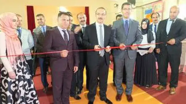 Muş'ta Yıl Sonu Sergisi