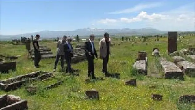 Muş Valisi Yavuz, Bitlis'te
