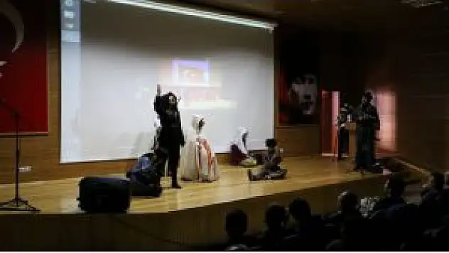 Kahraman Türk Kadınları Anıldı