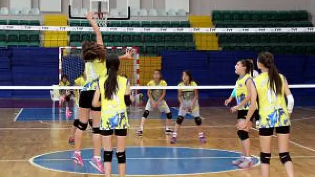 Voleybol: Minikler Grup Müsabakaları