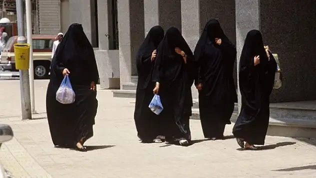 Arabistan'da hayvanlarla fotoğraf çekmek yasaklandı