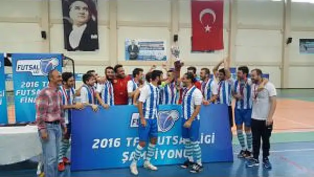 Tff Futsal Ligi'nde Şampiyon İstanbul Üniversitesi Oldu