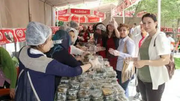 Hakkari Fen Lisesi Öğrencilerinden Örnek Davranış