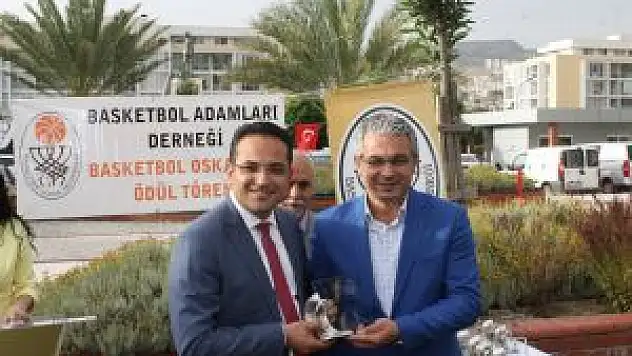 Basketbola Hizmet Onur Ödülü, Tbf Başkanı Harun Erdenay'ın
