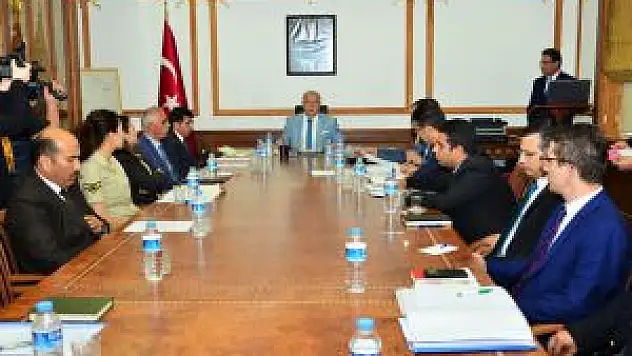 Vali Şentürk: Her Çocuk Himaye Edilmeye Ve Korunmaya Muhtaçtır