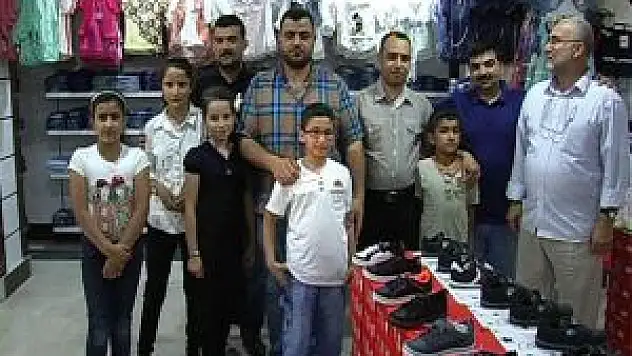 Şanlıurfa'da Ay Işığım Derneği'nden Yetimler İçin Ramazan Hamlesi
