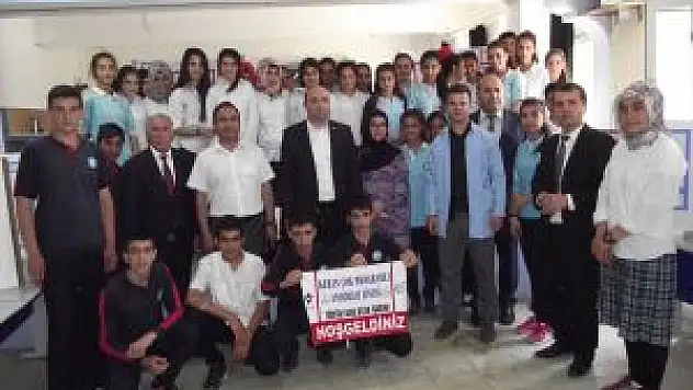 Keban'da Bilim Fuarı Açıldı