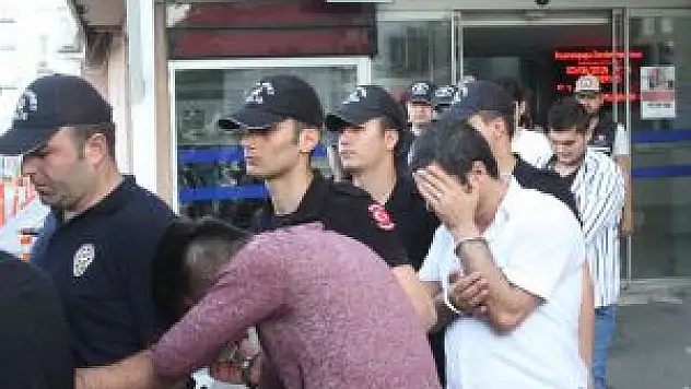 Göçmen Kaçakçıları Adliyeye Sevk Edildi