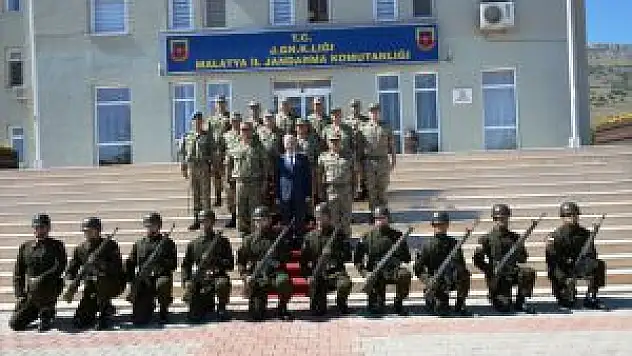 Vali Kamçı'dan Veda Ziyaretleri