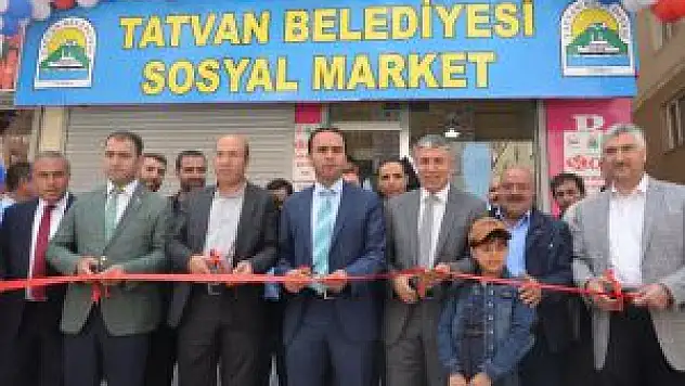 Tatvan'da 'Sosyal Market' Açılışı